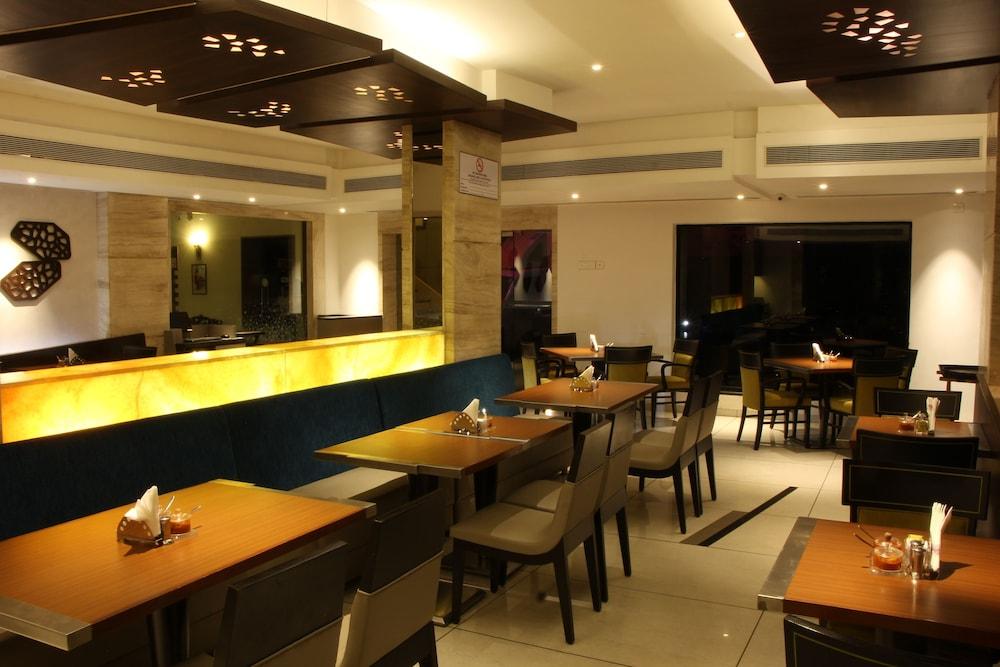 Hotel Fidalgo Panaji Exterior foto